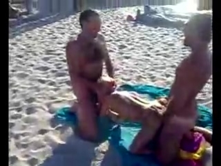 threesome in the beach | amateur hot videos