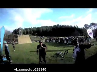 incredible triple backflip at bmx