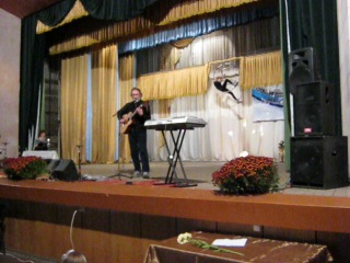 yakimovich sergey katun. concert in memory of lautar g f. bodoliki in the palace of culture in ungheni moldova. 2011.